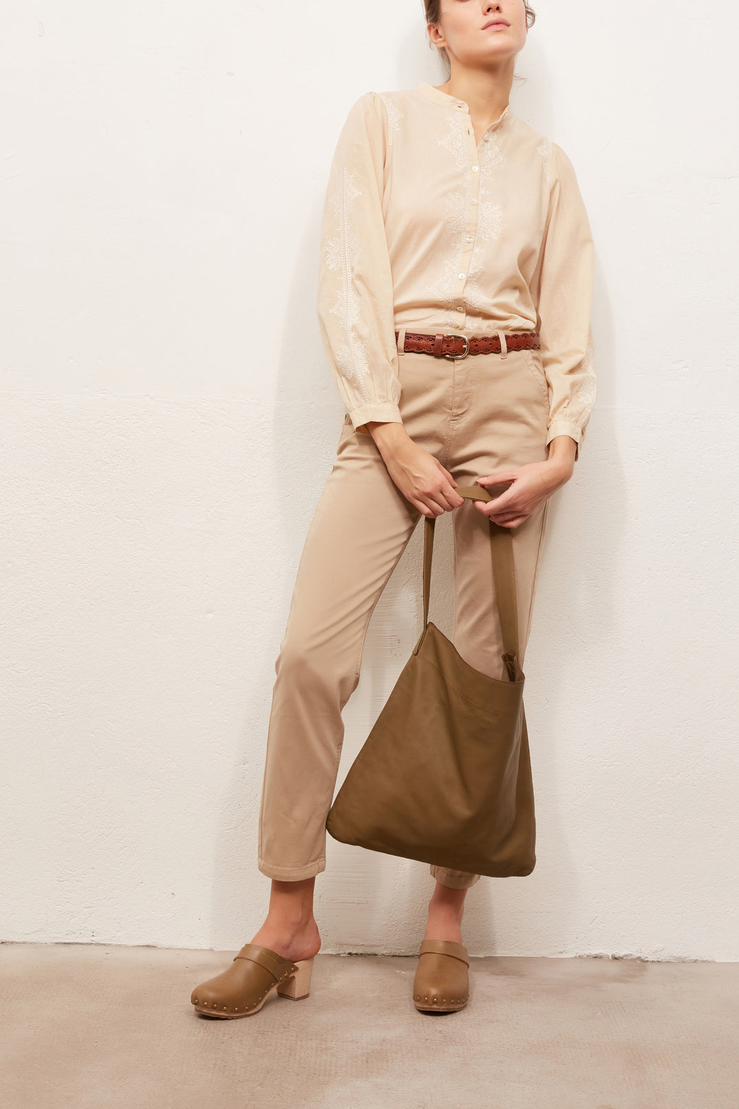 MAUD - pantalon droit 7/8 en coton Stretch Faume - seconde main