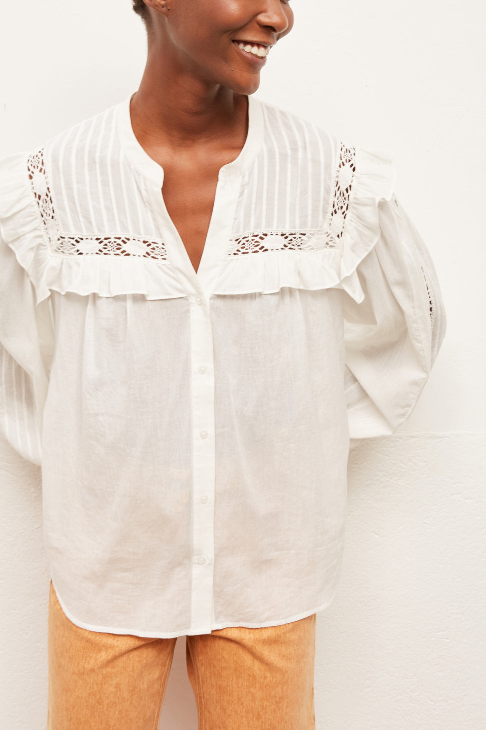 NEVA - Blouse volantée en voile de coton brodé Faume - seconde main