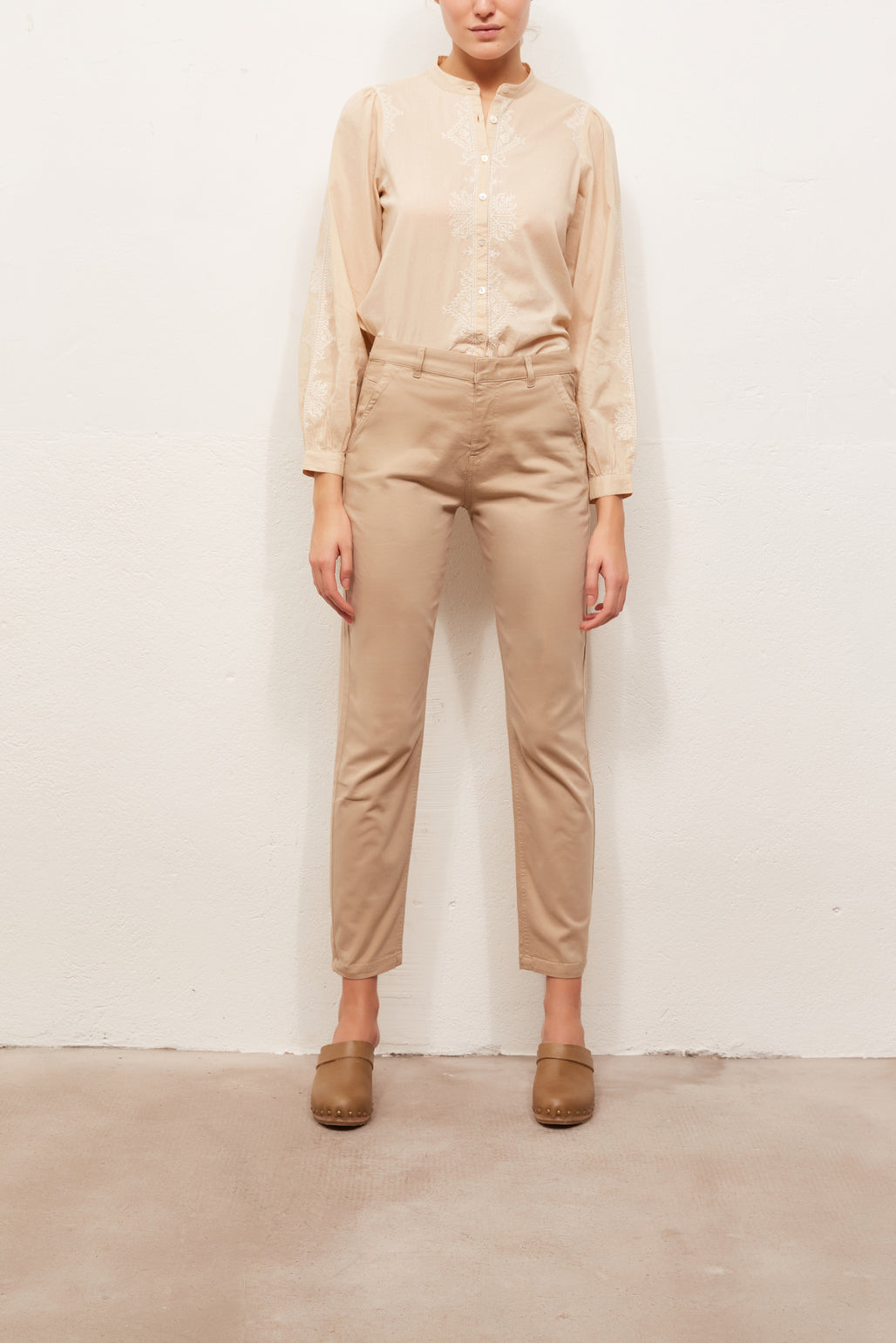 MAUD - pantalon droit 7/8 en coton Stretch Faume - seconde main