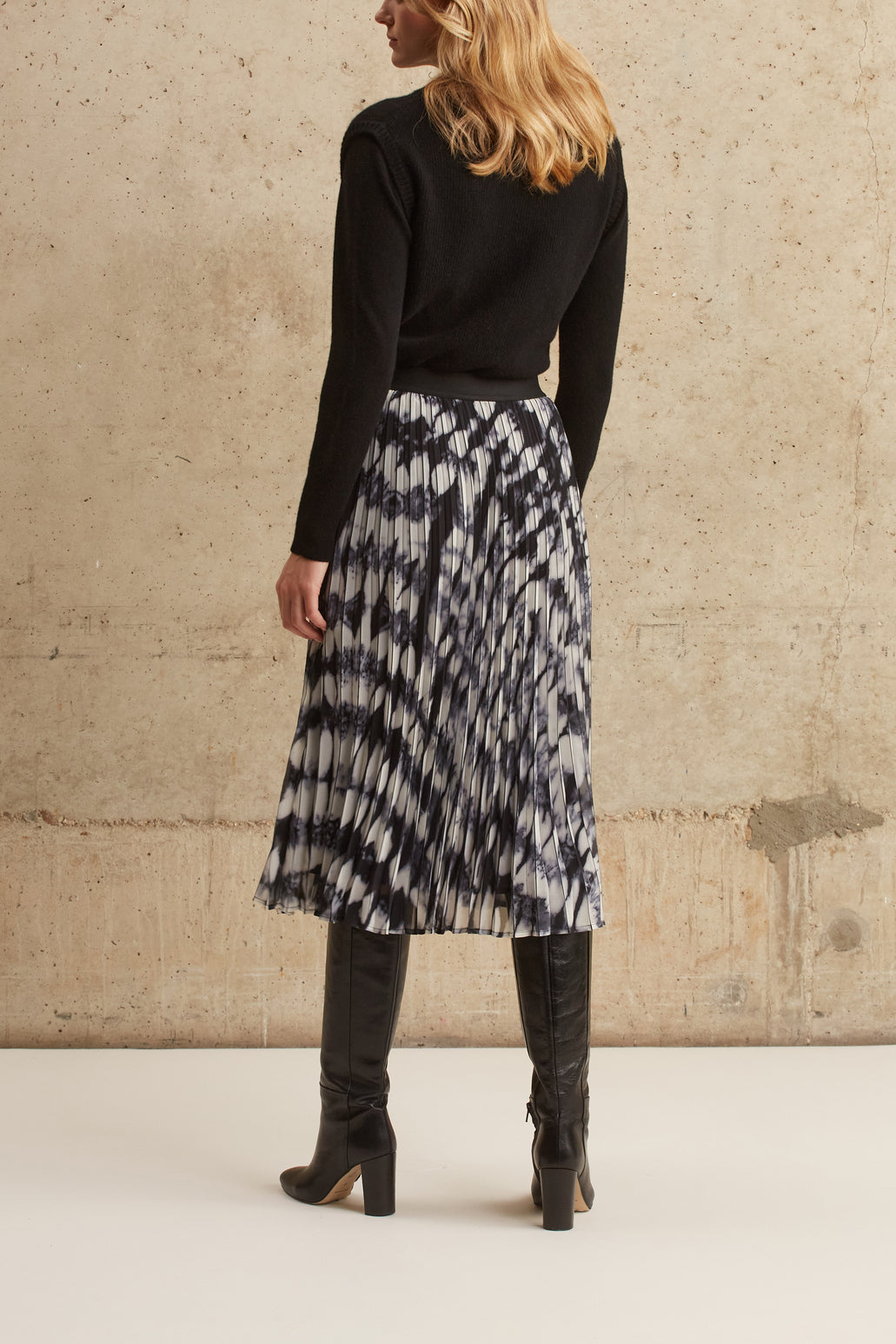 Jupe midi plissée à motif tie and dye - BELLA Faume - seconde main