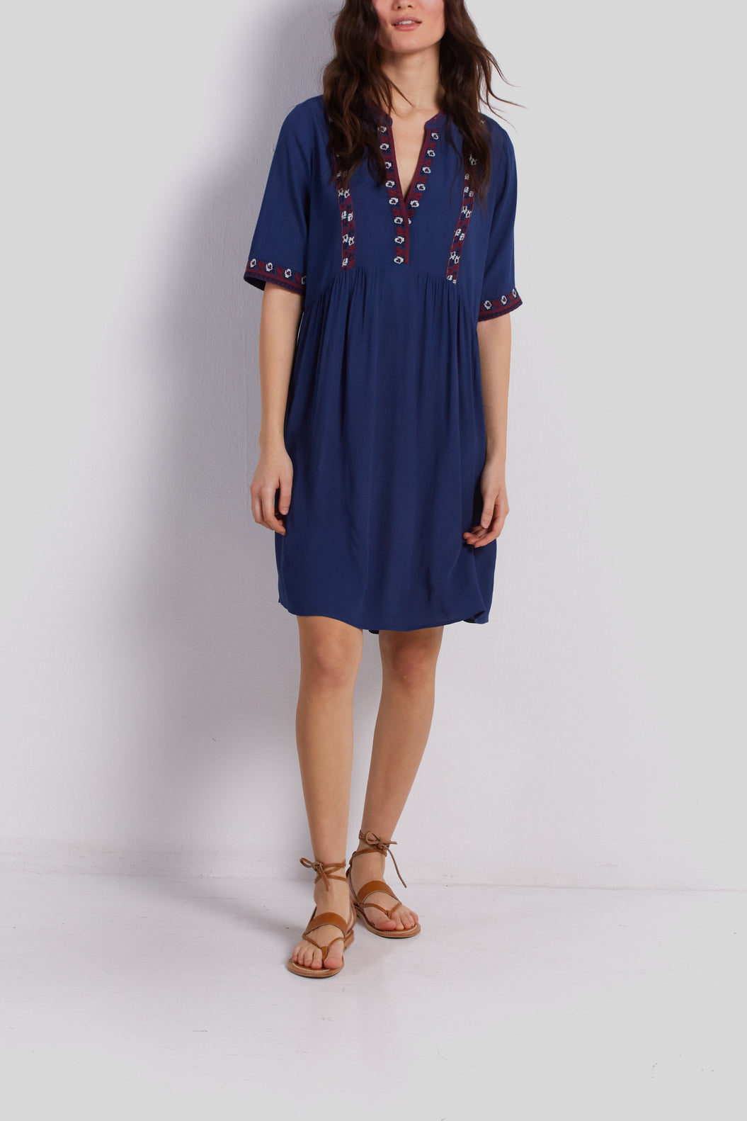Robe avec broderies contrastées - JOSEF Faume - seconde main