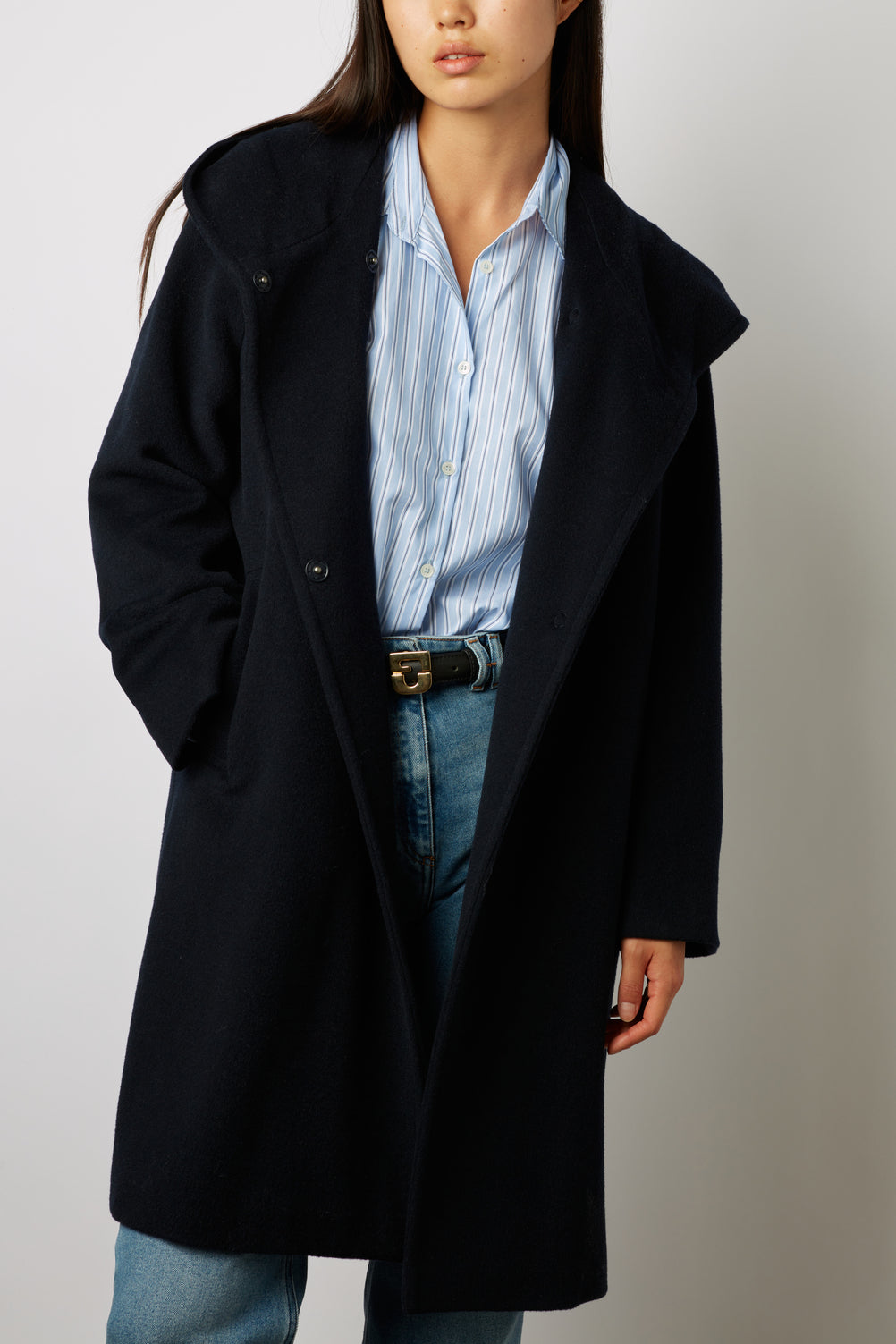 Manteau droit à capuche en laine et alpaga - SAKURA Faume - seconde main