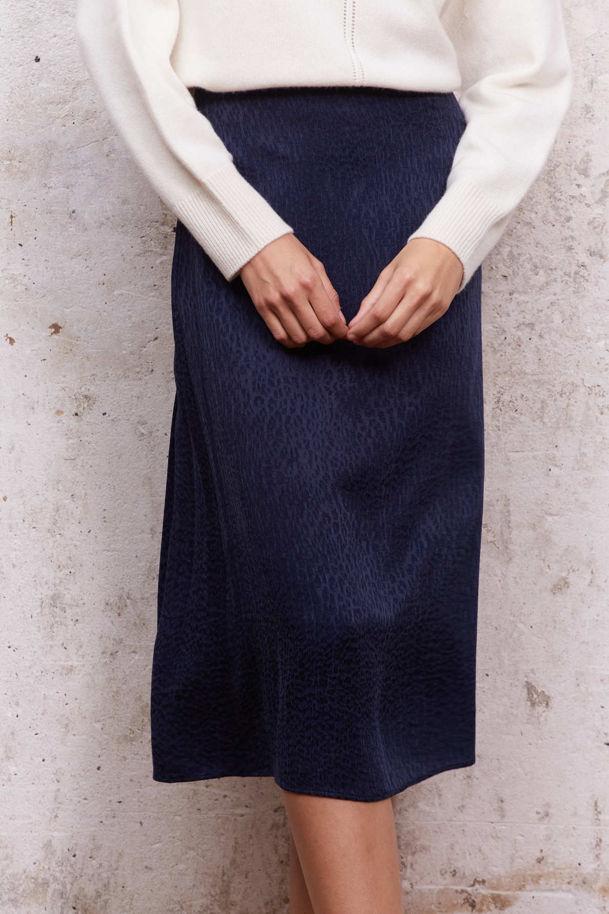 Jupe midi à motif léopard ton sur ton - BETHY Faume - seconde main