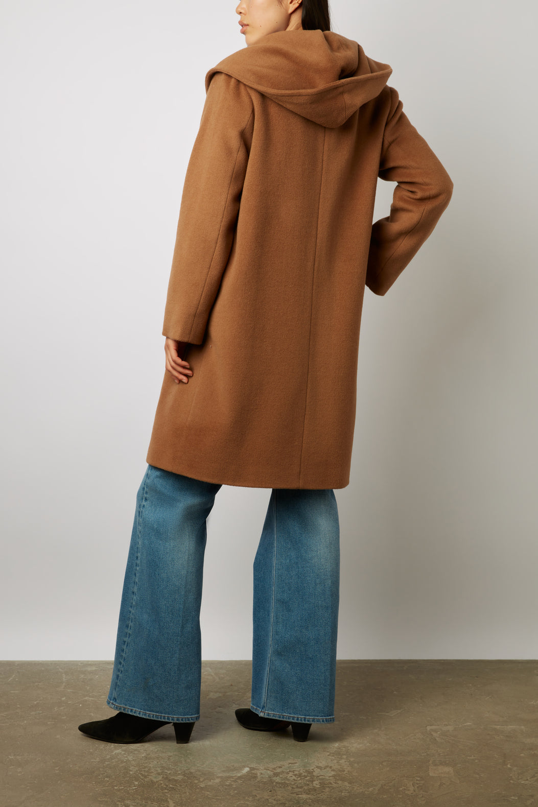 Manteau droit à capuche en laine et alpaga - SAKURA Faume - seconde main