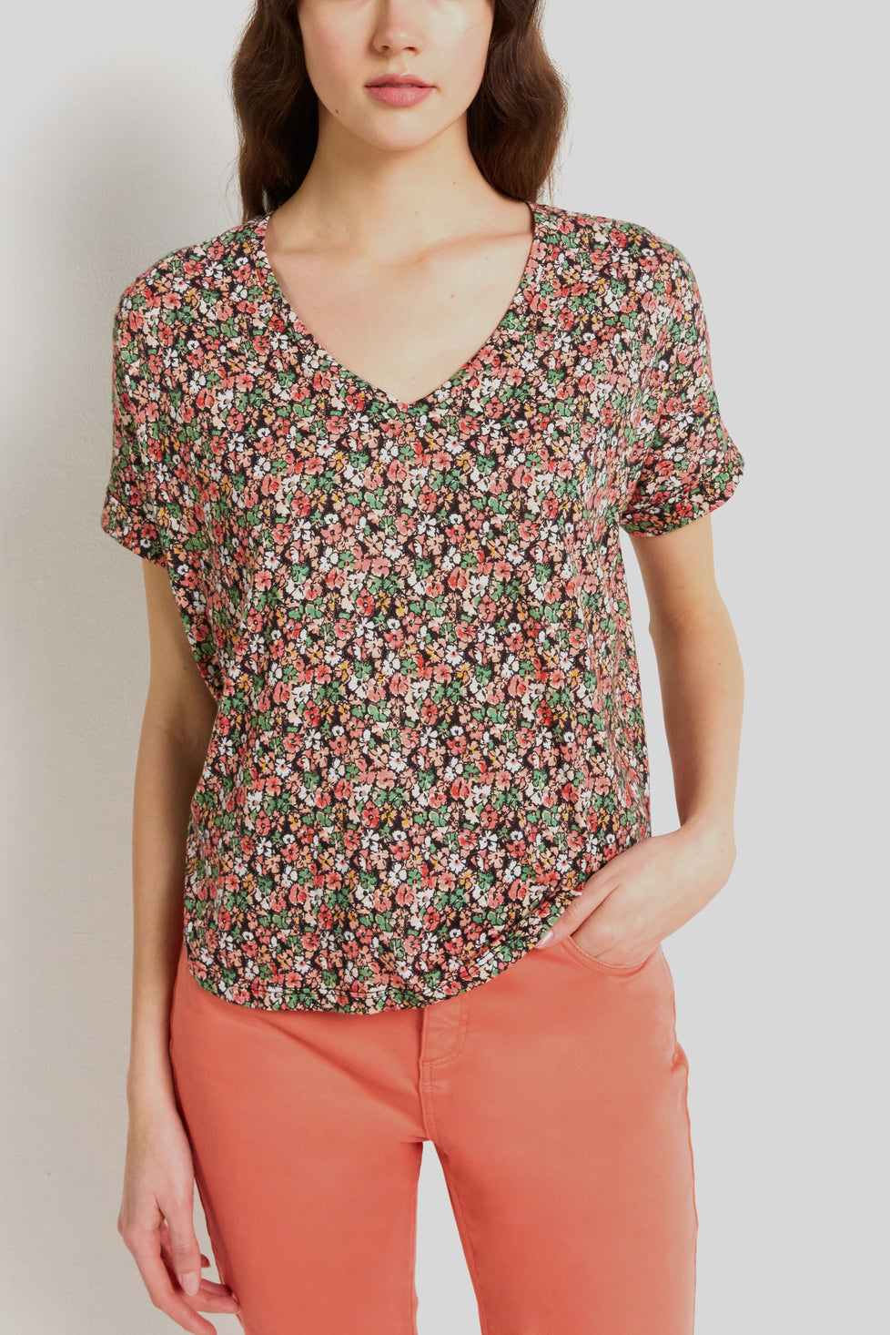 Tee-shirt V à motif floral - ANGE Faume - seconde main