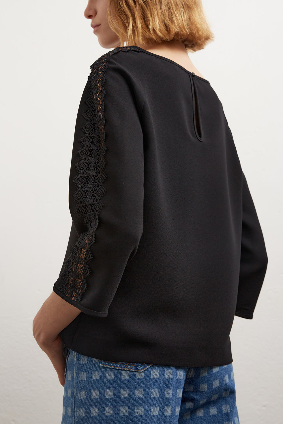 Assia - Top en crêpe avec dentelle Faume - seconde main