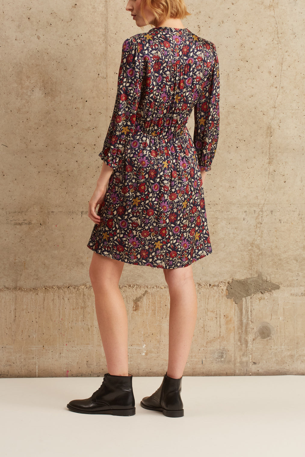 Robe à imprimé fleuri - JERI Faume - seconde main