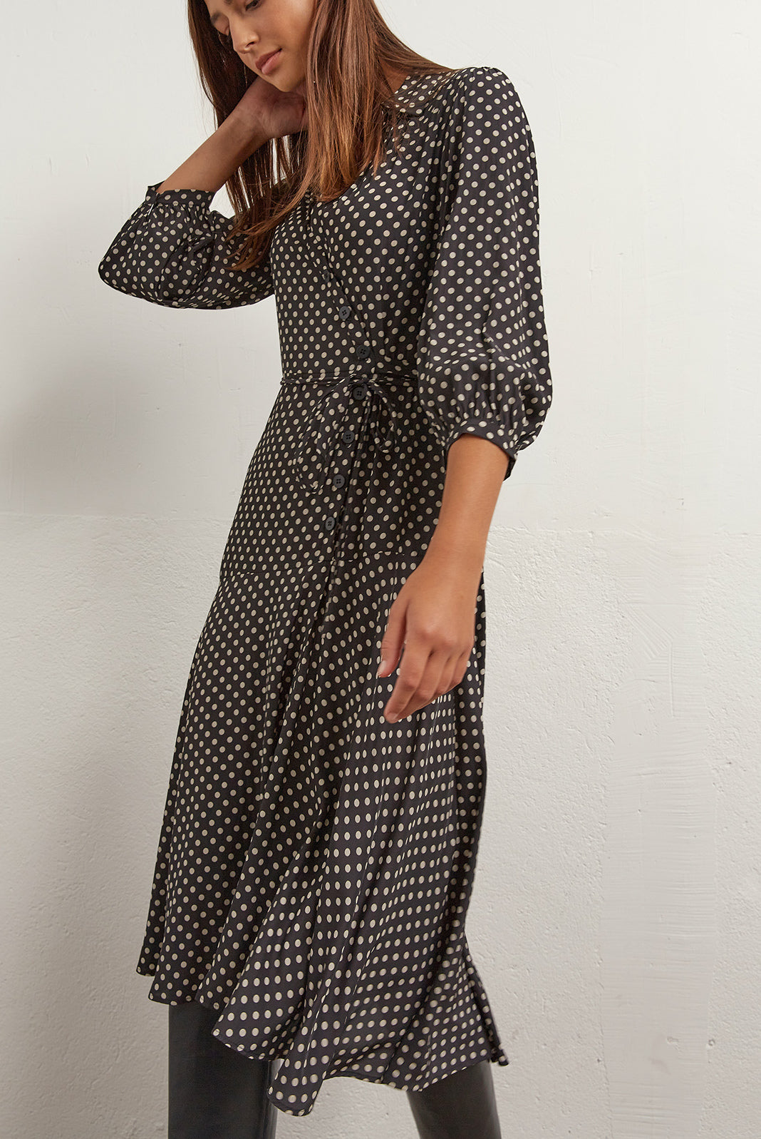 SANDRA - Robe midi portefeuille à pois Faume - seconde main