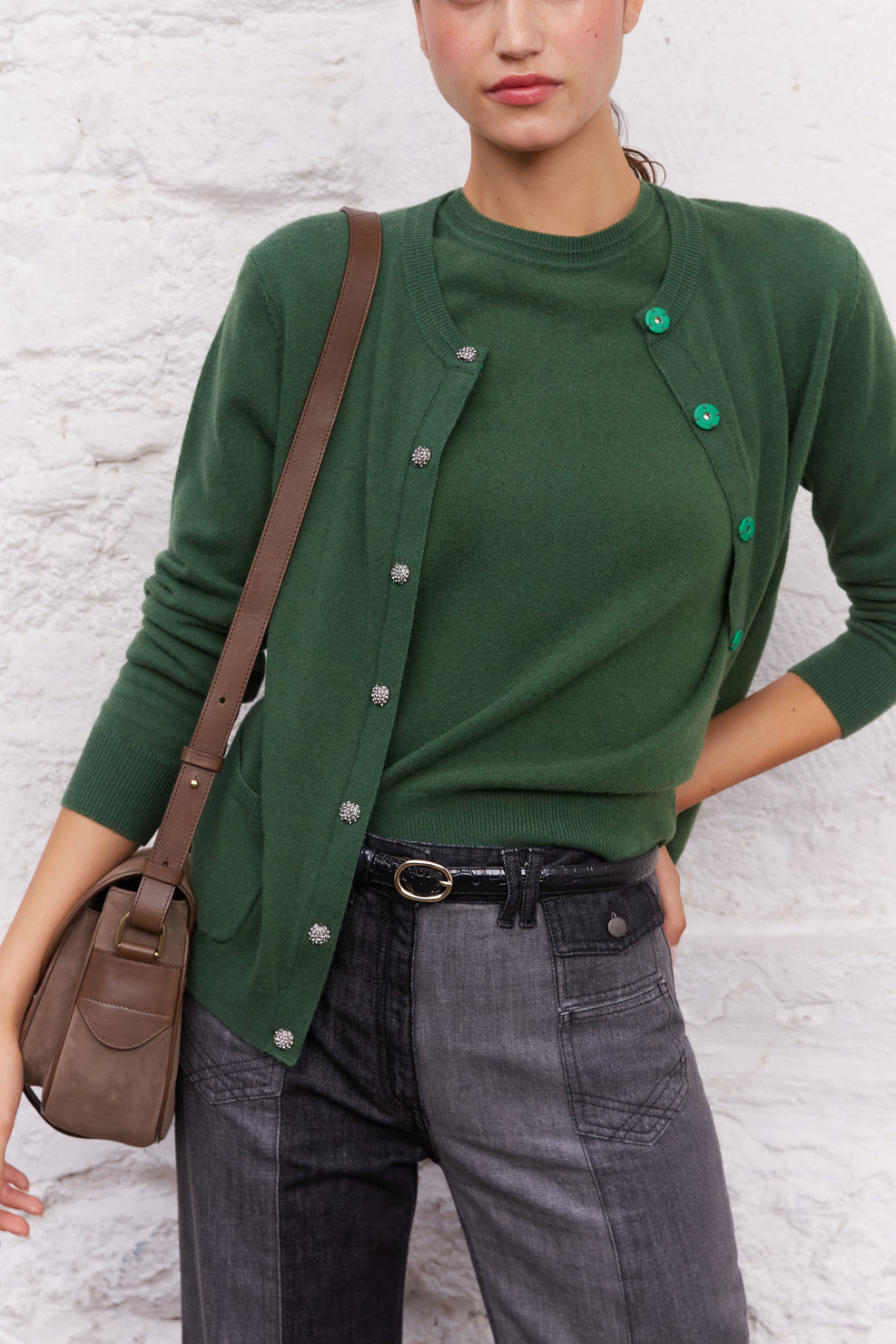 Gilet en laine mérinos avec boutons bijoux - LANAE Faume - seconde main