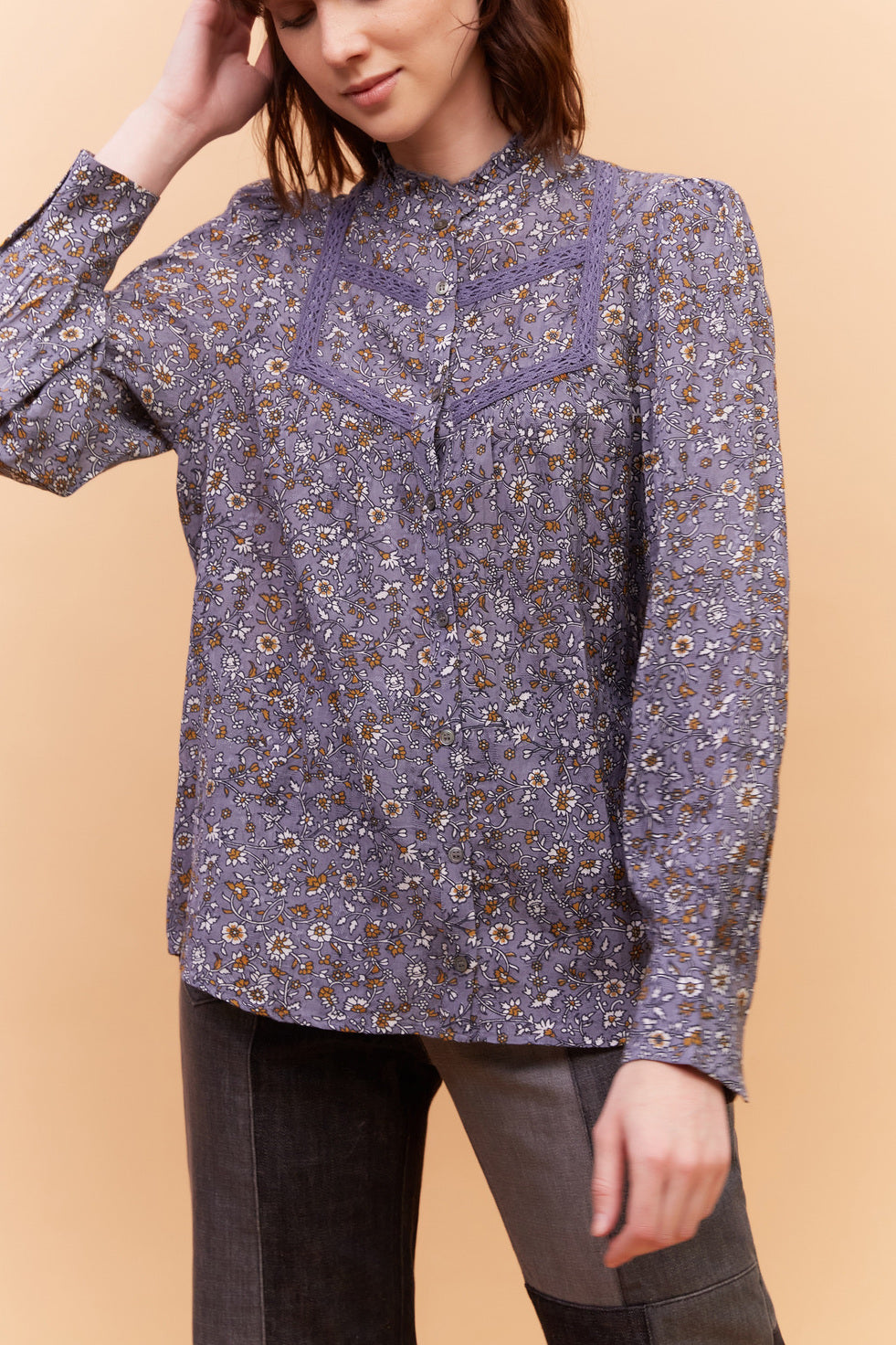 Blouse fleurie avec dentelle - CLAUS Faume - seconde main