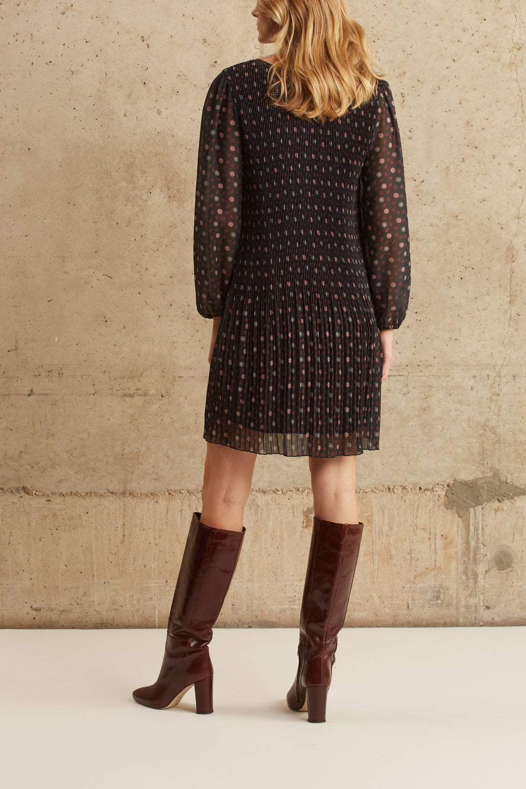 Robe plissée à petites fleurs - JANELLE Faume - seconde main