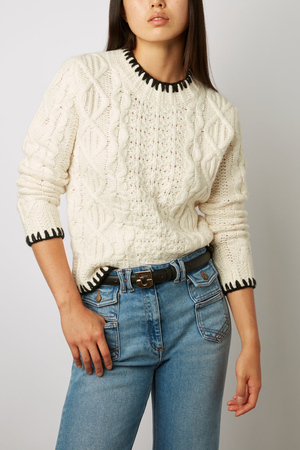 Pull en maille torsade et liseret noir - BILLIE Faume - seconde main