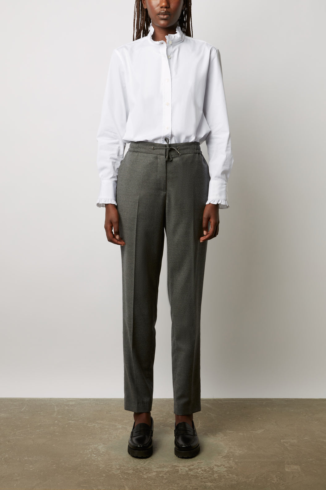 Pantalon en laine fine élastiqué à la taille - ELINDA Faume - seconde main