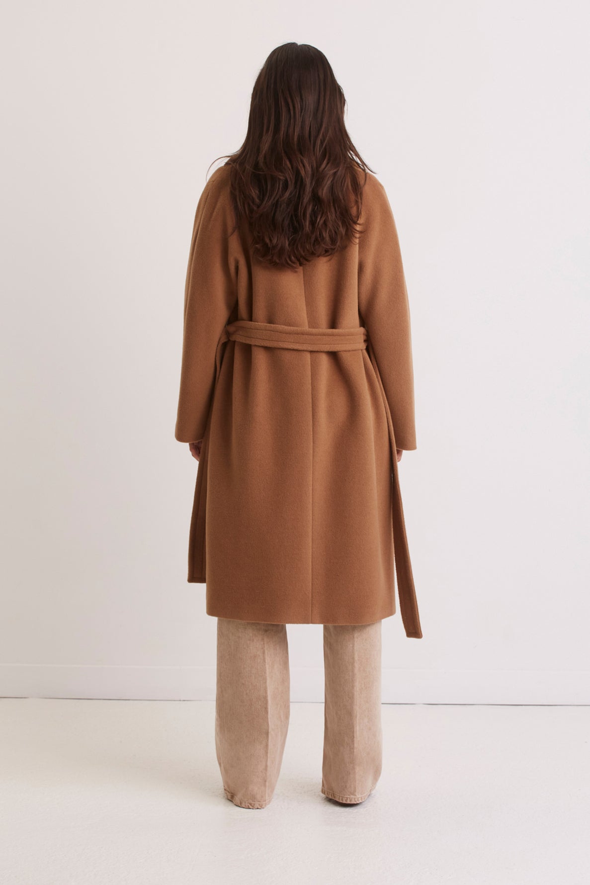 Manteau peignoir en laine angora - SUZANNA Faume - seconde main