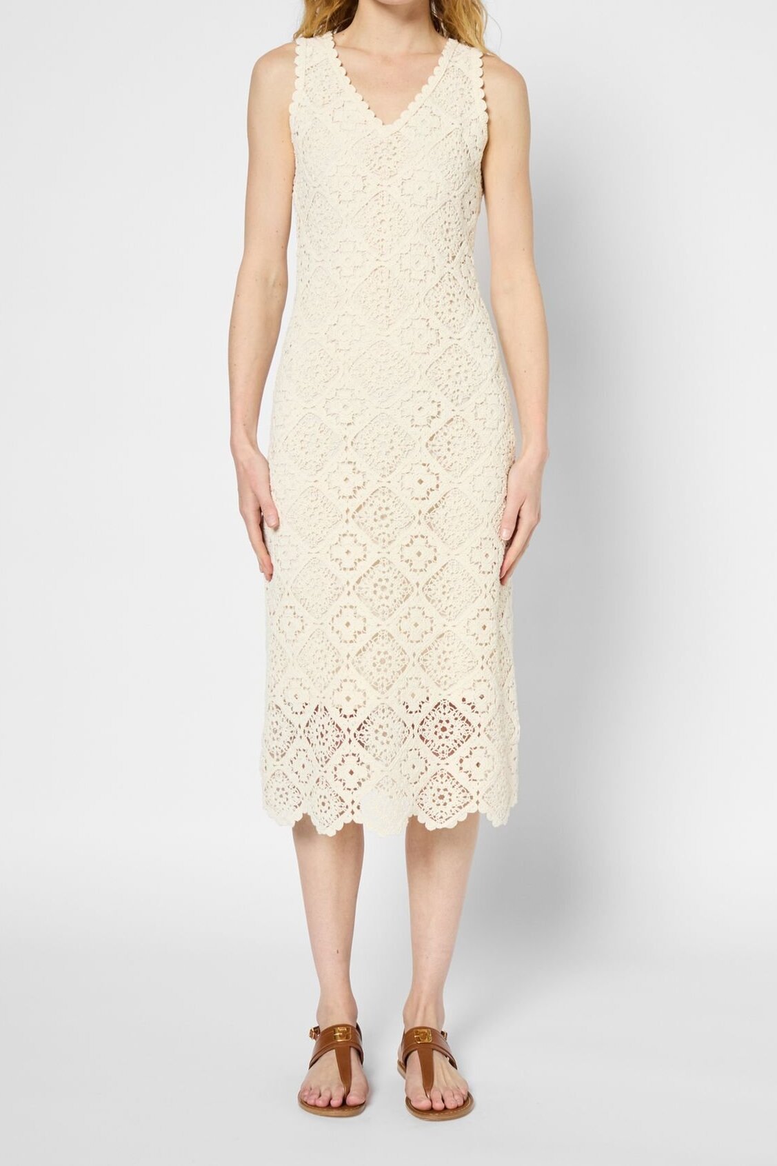 Robe cintrée en broderies - PAGETTE Faume - seconde main