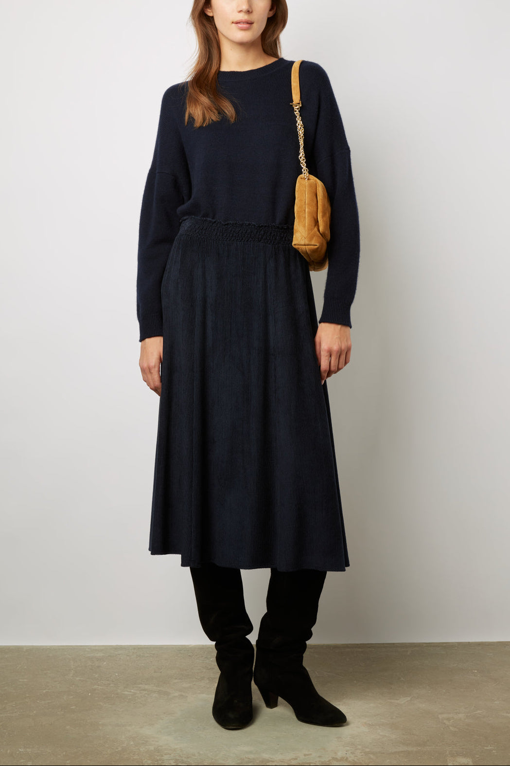 Jupe midi en velours à fines côtes - BASILIC Faume - seconde main