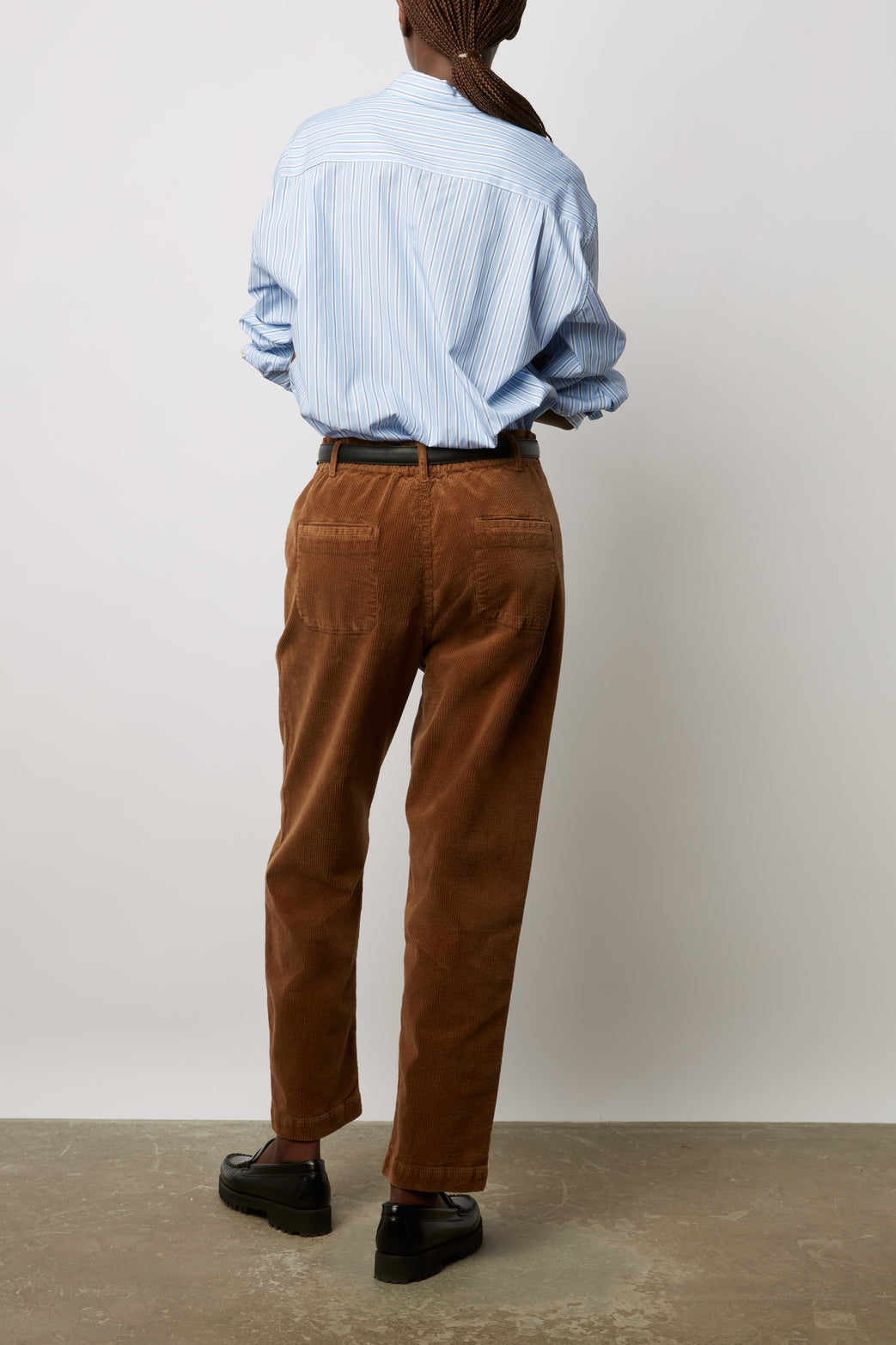 Pantalon cargo en velours lisse - ELISABETH Faume - seconde main