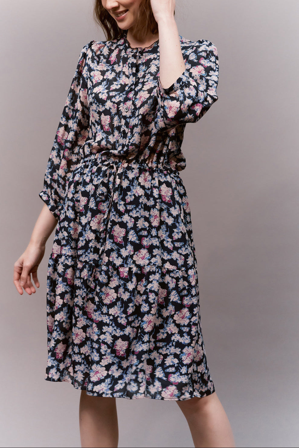 Robe en voile fleuri avec liens à nouer à la taille - JADE Faume - seconde main