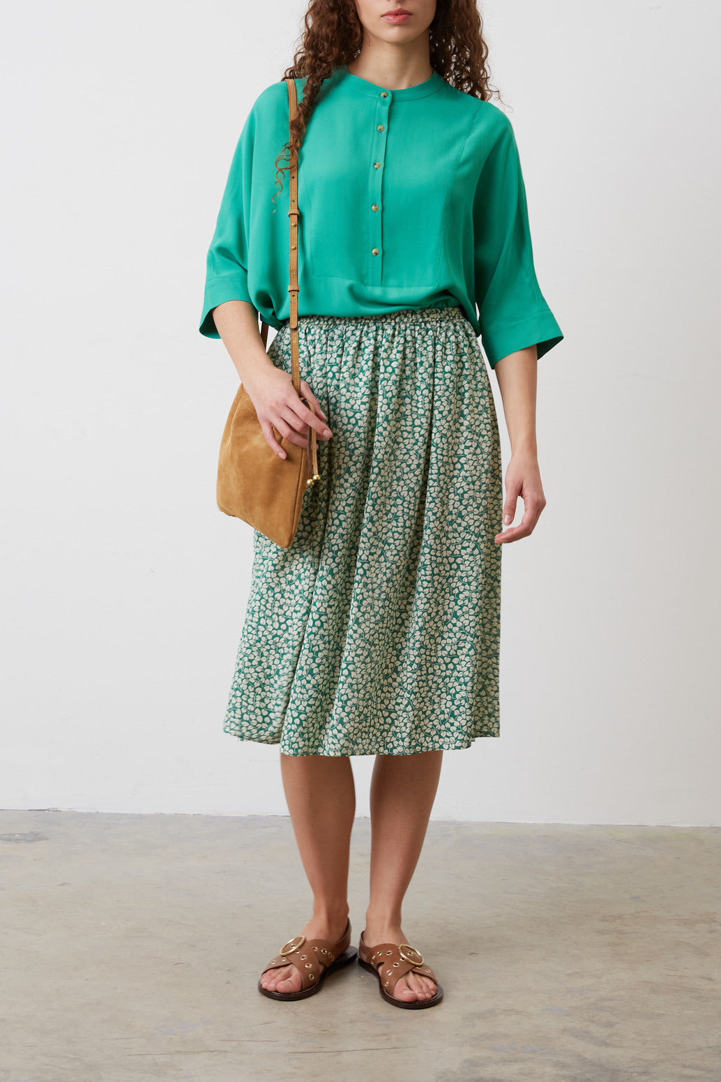 Jupe verte fluide à petites fleurs Faume - seconde main