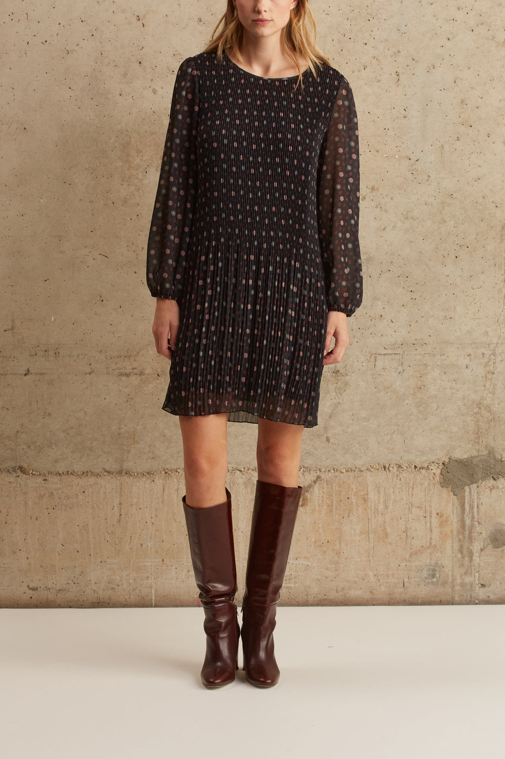 Robe plissée à petites fleurs - JANELLE Faume - seconde main