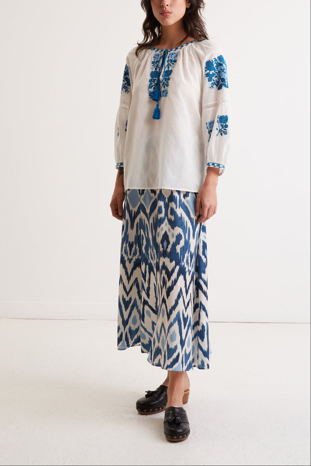 Blouse brodée à fleurs - COBALT Faume - seconde main