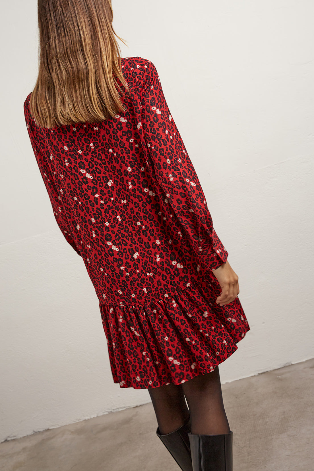 Thalie - Robe volantée en jacquard animalier Faume - seconde main