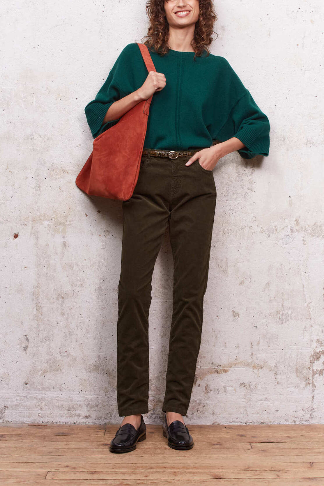 Pantalon droit en velours côtelé - EMMILY Faume - seconde main