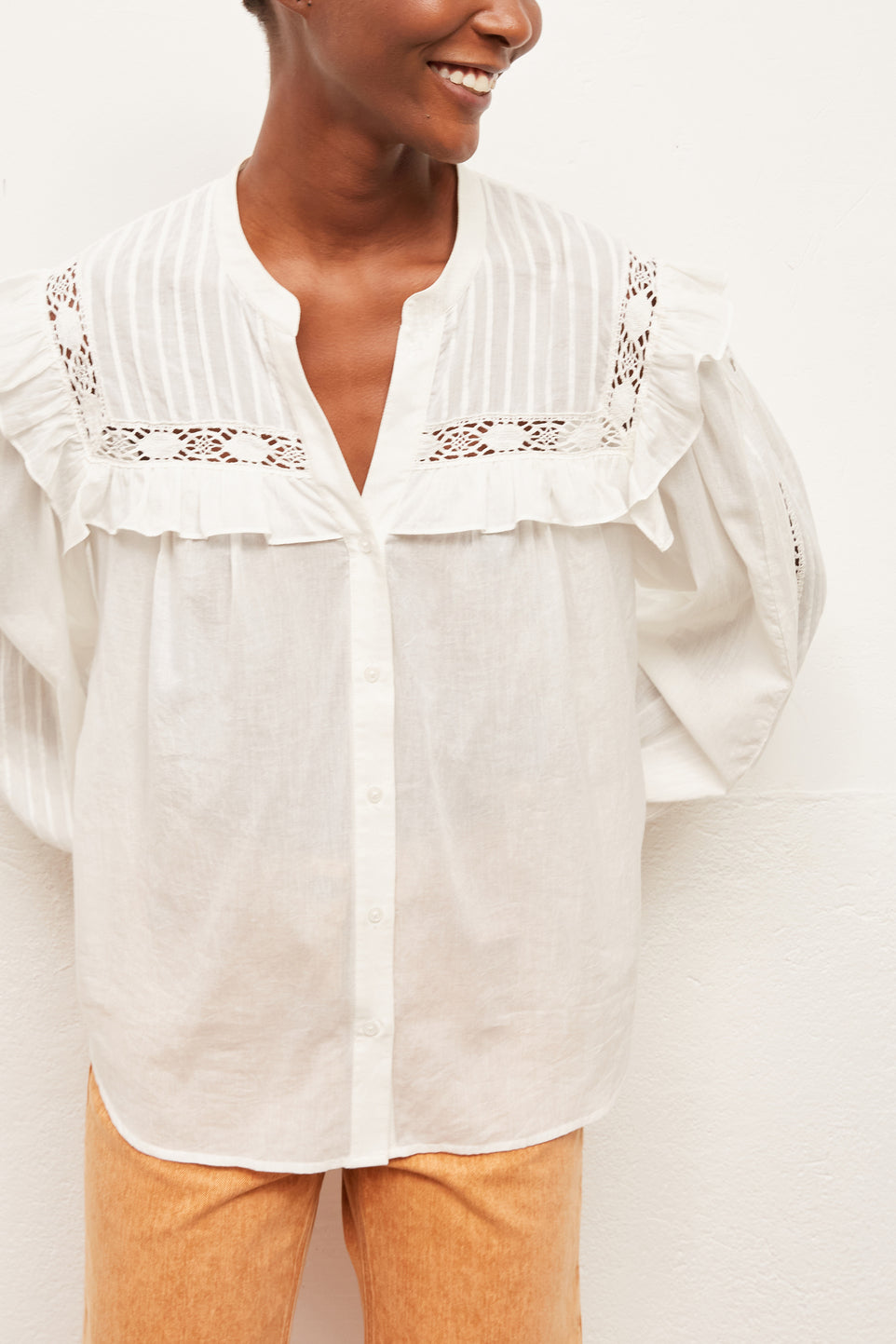 NEVA - Blouse volantée en voile de coton brodé Faume - seconde main