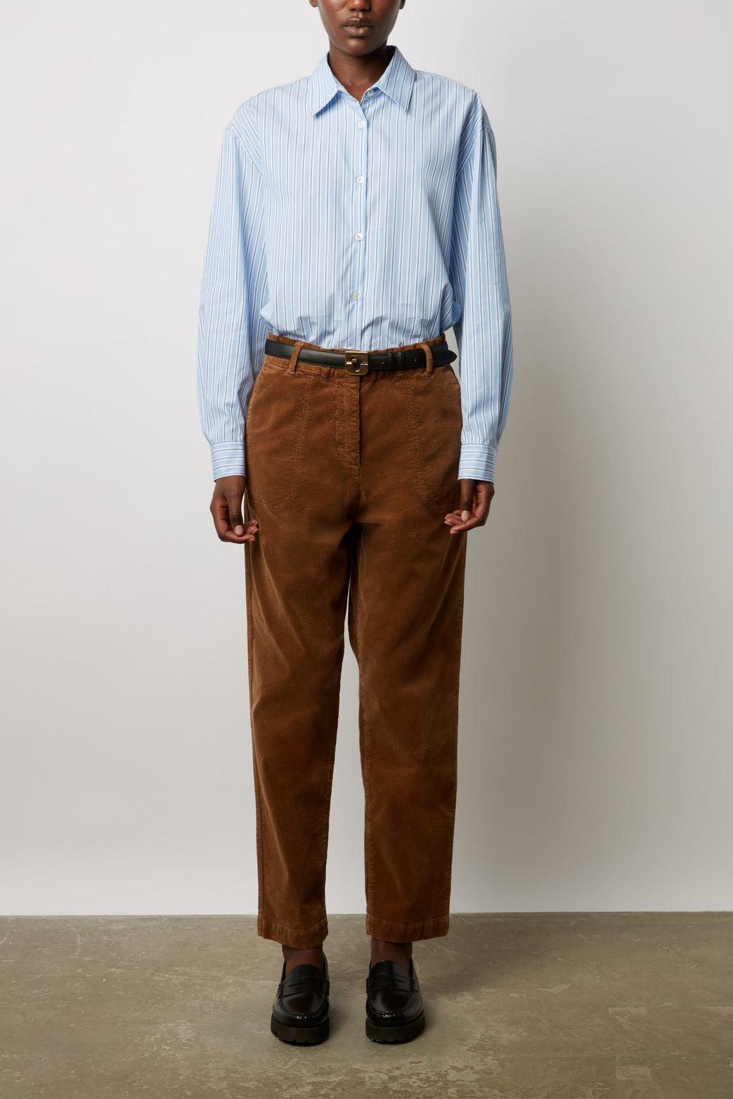 Pantalon cargo en velours lisse - ELISABETH Faume - seconde main