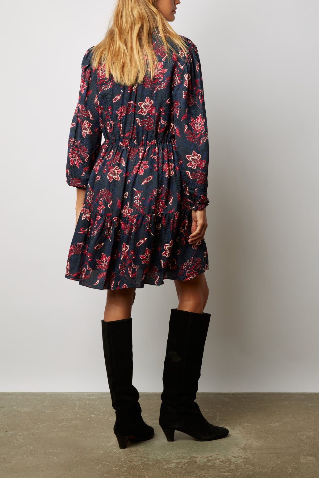 Robe courte en soie mélangée imprimé fleurs - JOSEFINA Faume - seconde main