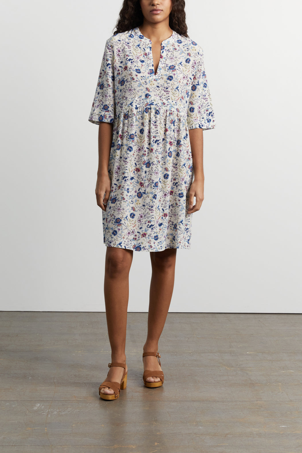 Robe fleurie en soie - JIANNY Faume - seconde main