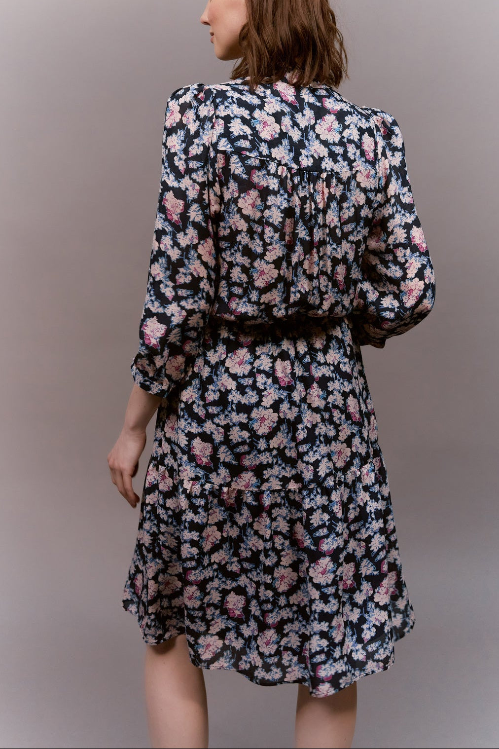 Robe en voile fleuri avec liens à nouer à la taille - JADE Faume - seconde main