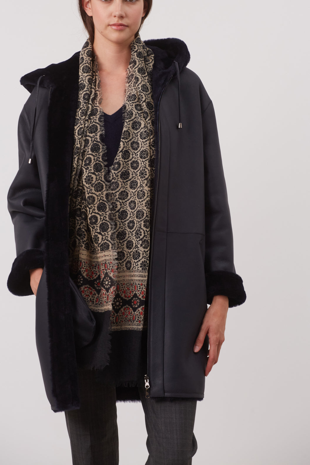 Manteau à capuche en peau lainée - MIRANDA Faume - seconde main