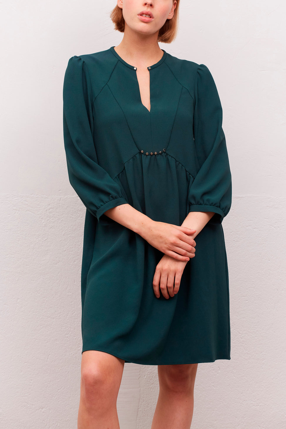 Robe à découpes et rivets - JOHNA Faume - seconde main