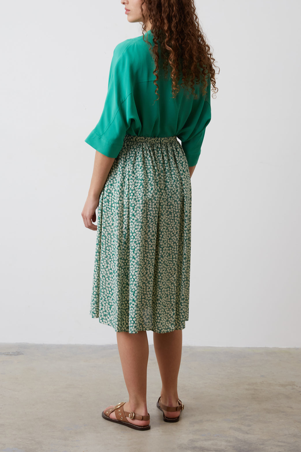 Jupe verte fluide à petites fleurs Faume - seconde main