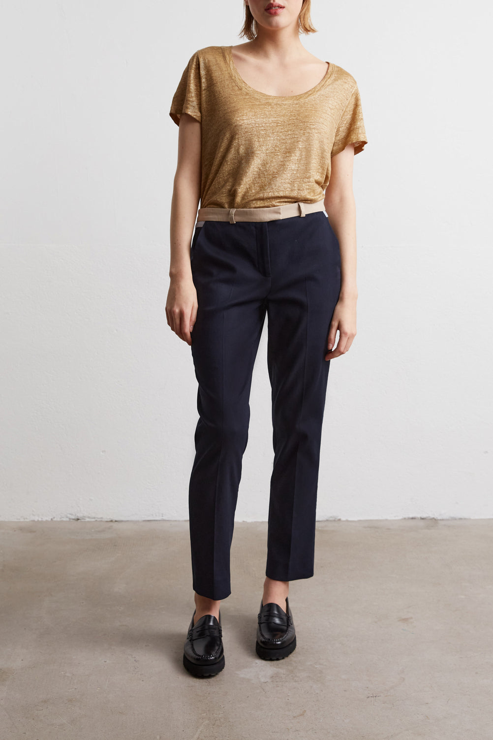 Pantalon cigarette avec ceinture contrastée - EMERY Faume - seconde main