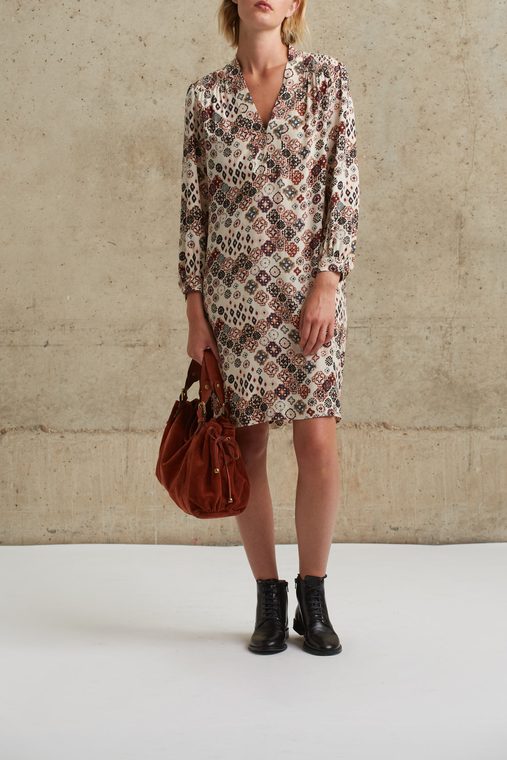 Robe en crêpe imprimé à motif Ikat - JAIMIE Faume - seconde main