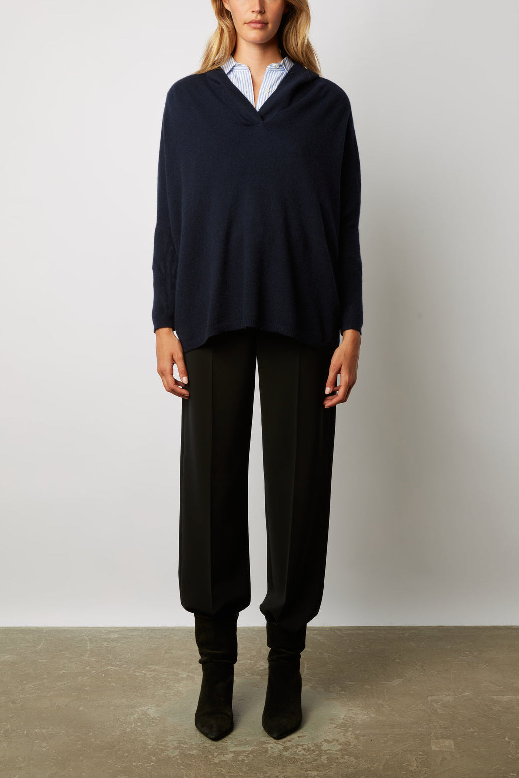 Pull oversize à capuche en cachemire - LALOU Faume - seconde main