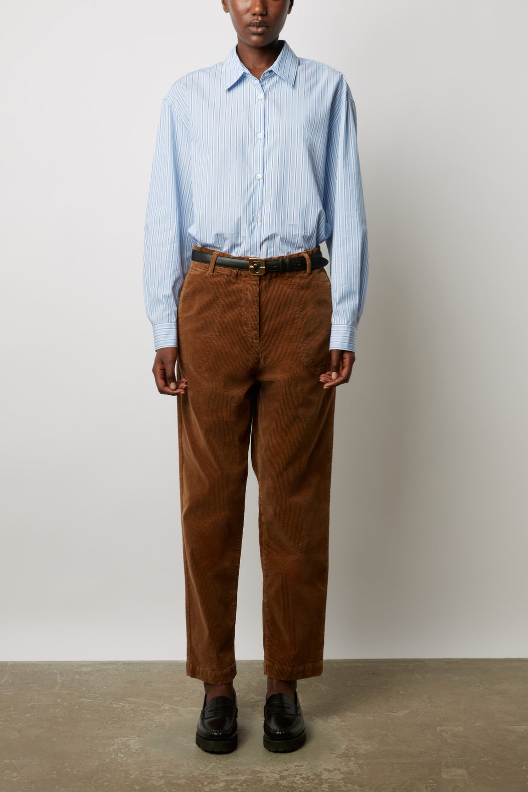 Pantalon cargo en velours lisse - ELISABETH Faume - seconde main