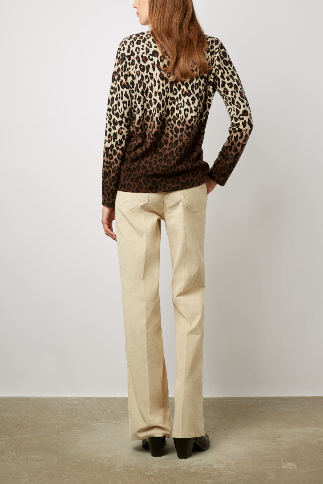 Pull V en laine imprimé léopard dégradé - LAVINIA Faume - seconde main