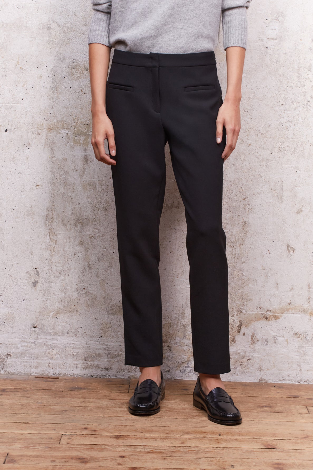 Lucie - Pantalon droit en crêpe 7/8 Faume - seconde main