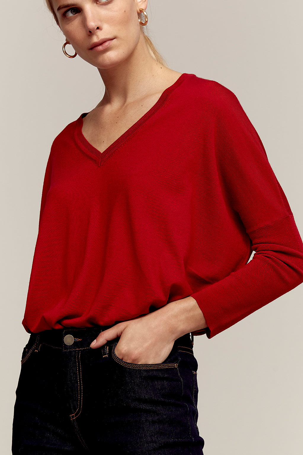 SALY  - Pull V oversize en laine fine Faume - seconde main