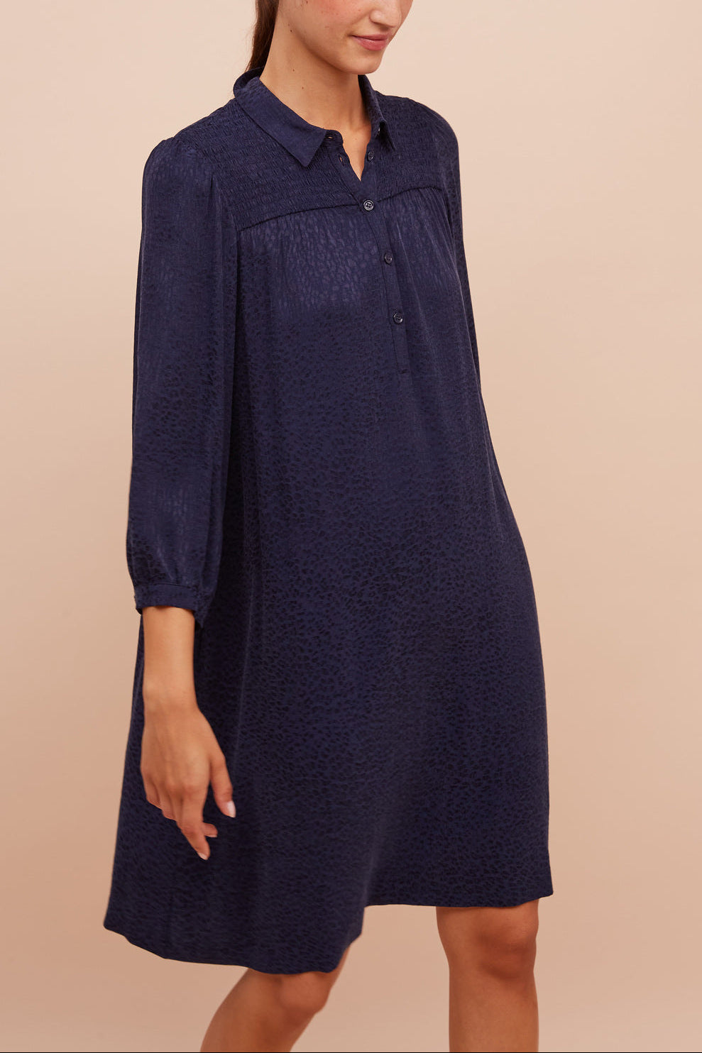 Robe soyeuse avec motif léopard ton sur ton - JANELLE Faume - seconde main