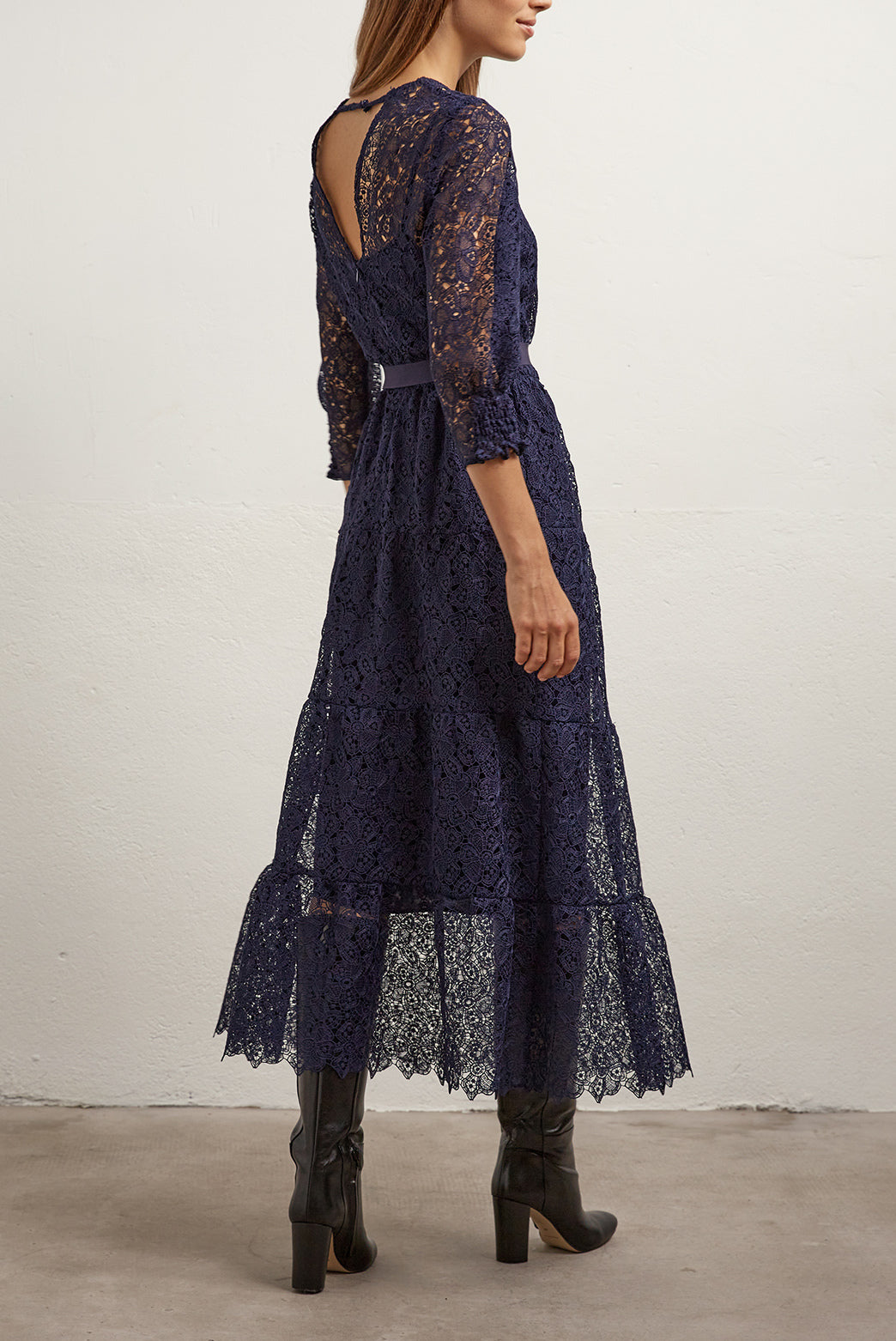 SVEVA - Robe longue en dentelle Faume - seconde main