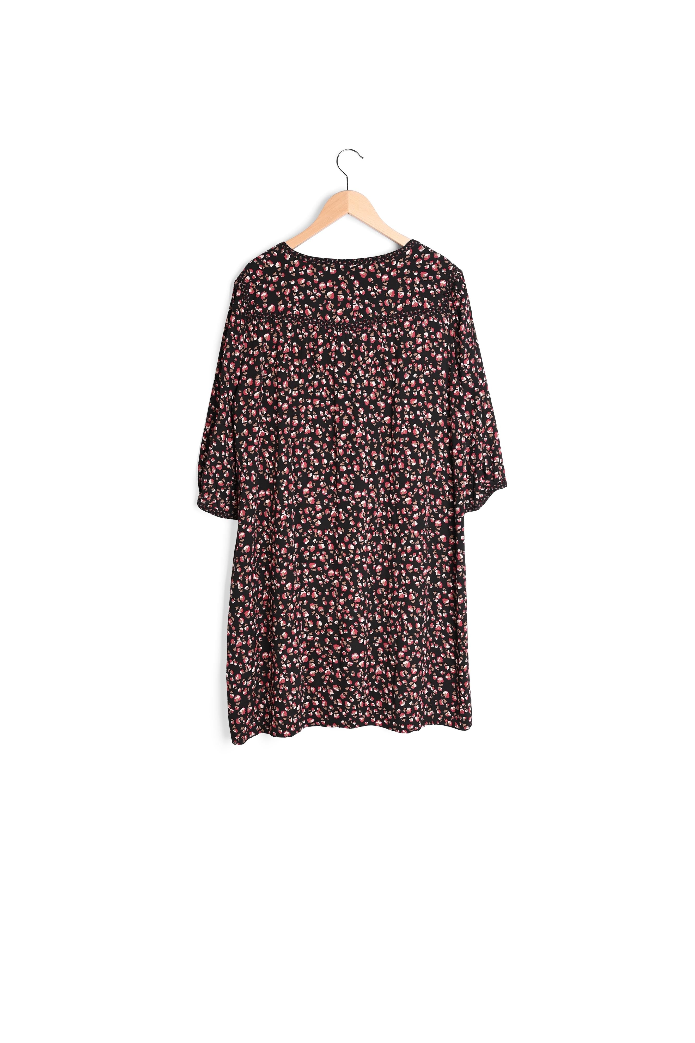 DOLLY - Robe droite avec jeu de découpes Faume - seconde main