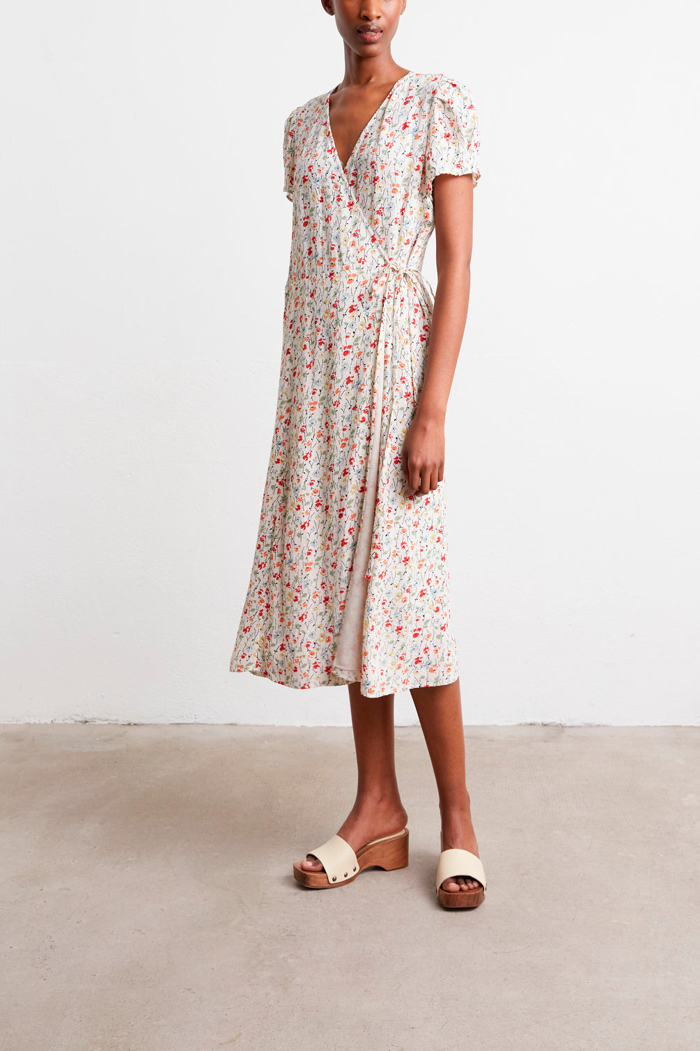 Robe portefeuille fleurie - JONAS Faume - seconde main