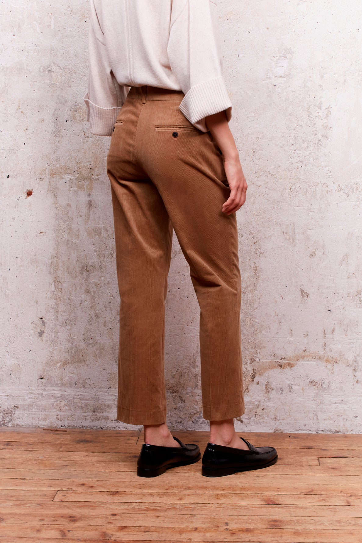 Lillia - Pantalon 7/8 en velours côtelé Faume - seconde main
