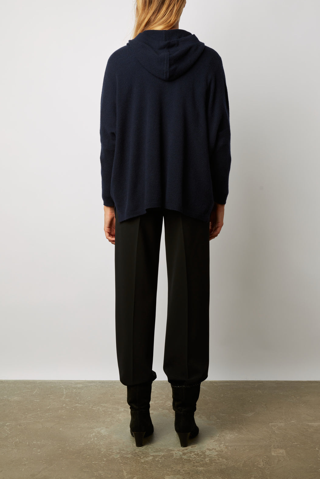 Pull oversize à capuche en cachemire - LALOU Faume - seconde main