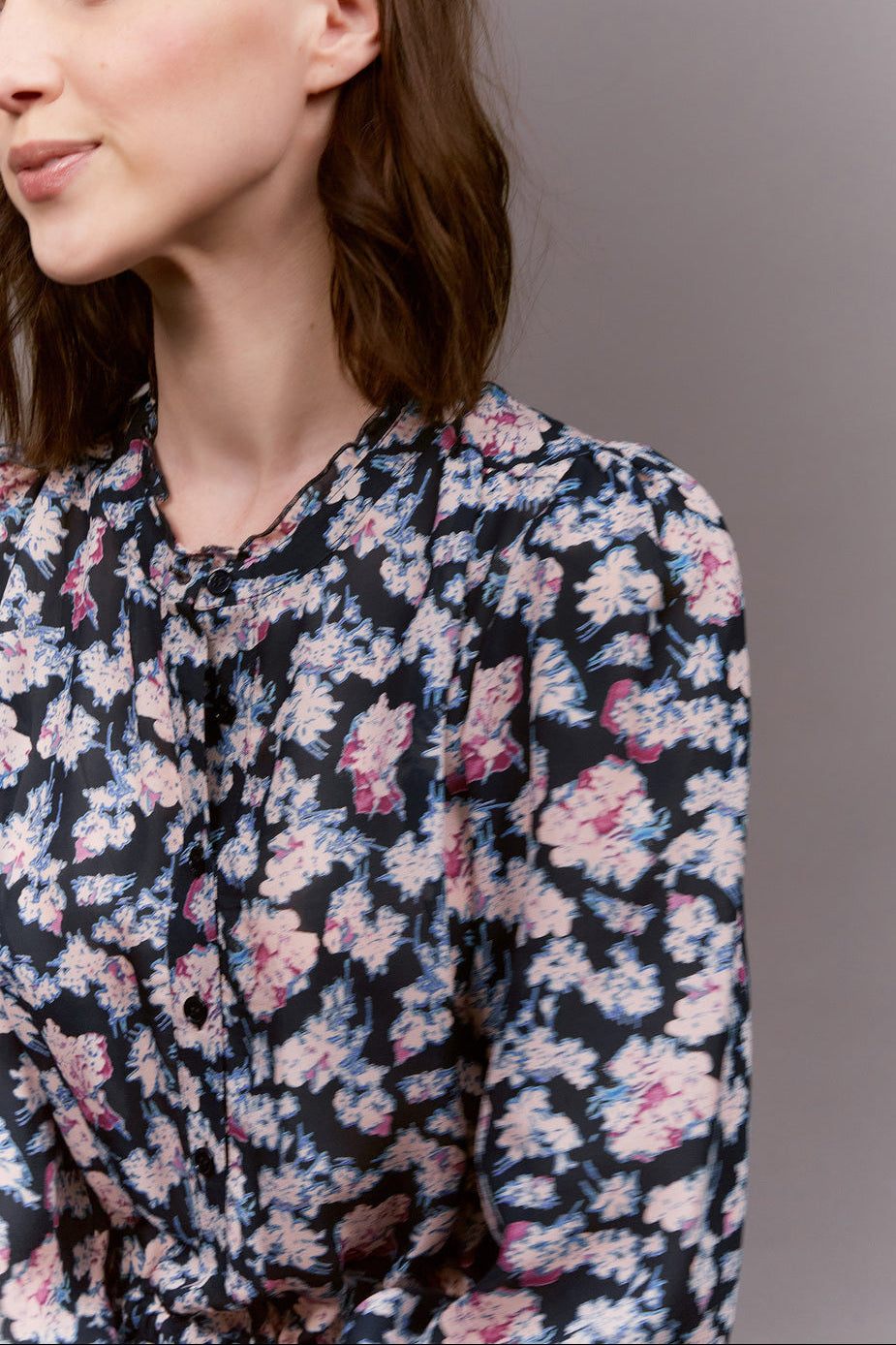 Robe en voile fleuri avec liens à nouer à la taille - JADE Faume - seconde main